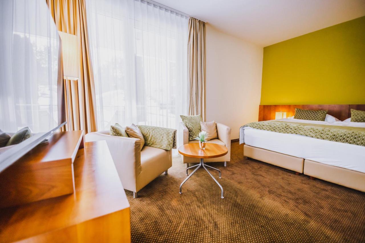 Seehotel Süd Velden am Wörthersee Exterior foto